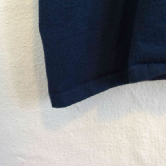 BLUE BEETLE GRAPHIC SHIRT - Picture 5 of 10